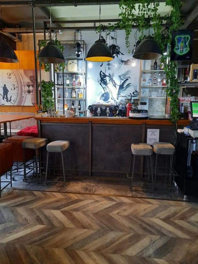 Апартаменты Ceronav Citycenter Galati, Disscount On Google! Экстерьер фото