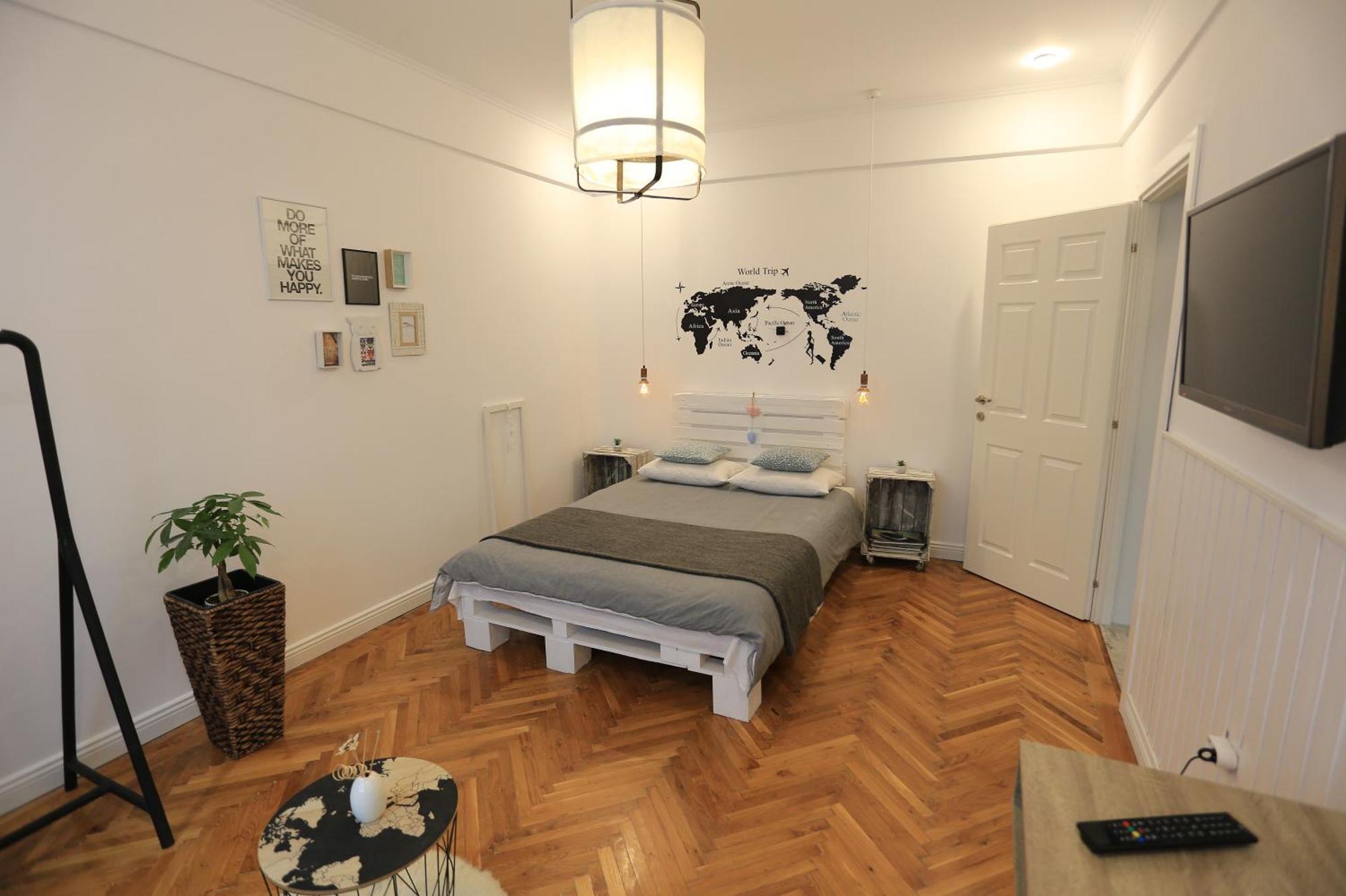 Апартаменты Ceronav Citycenter Galati, Disscount On Google! Экстерьер фото